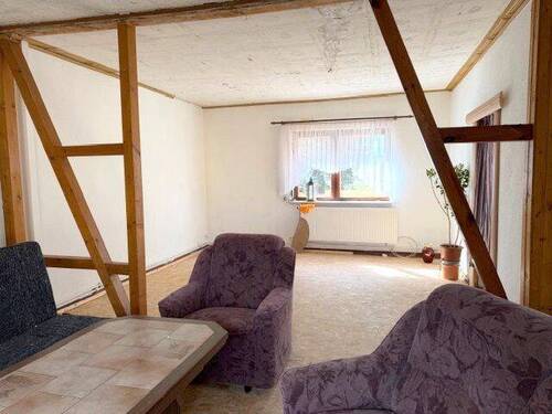 Wohnzimmer - 5 Zimmer Einfamilienhaus in Hoppenrade