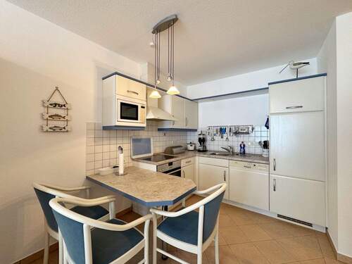 Einbauküche - 2 Zimmer Etagenwohnung in Binz