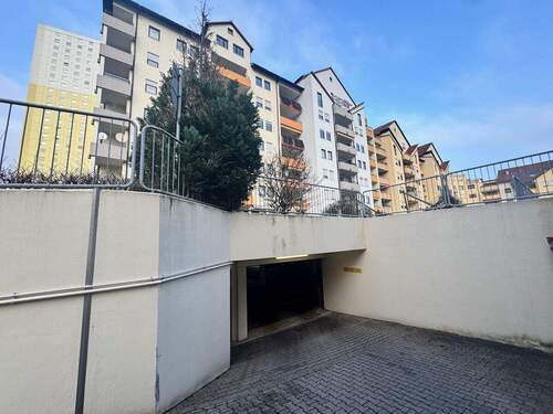 Zufahrt Tiefgarage - 