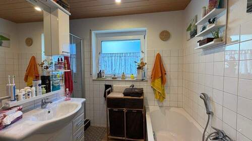 Badezimmer Einliegerwohnung - 