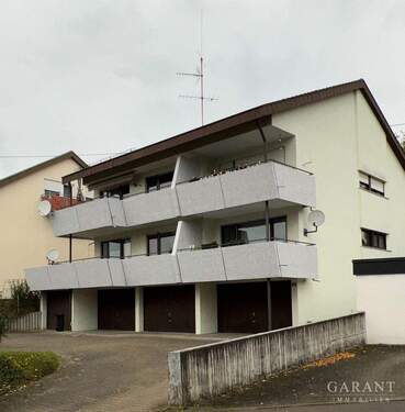 6 - Attraktive 3 Zimmer-Wohnung mit Balkon und Garage