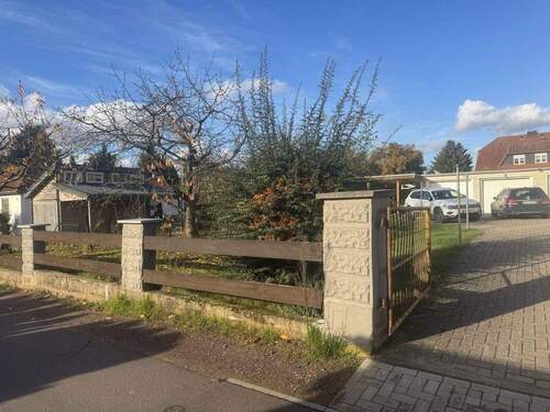 Teilgrundstück - 9 Zimmer Doppelhaushälfte in Tangermünde