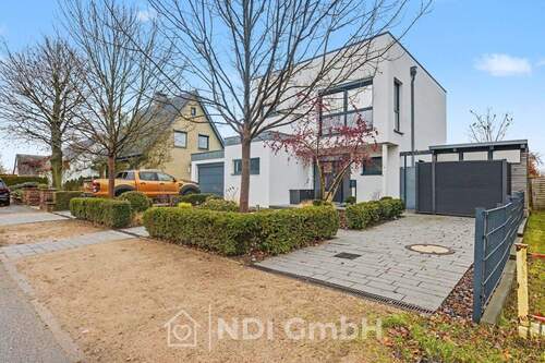 Außenansicht 1 - Luxus, Design & Natur - Wohnen auf höchstem Niveau vor den Toren Hamburgs