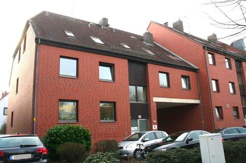 Aussenansicht-001 - Großzügiges Wohnen in Grasdorf + Stellplatz ... !!!