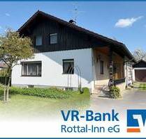Solides Einfamilienhaus mit traumhaften Garten und Nebengebäude - Triftern / Anzenkirchen