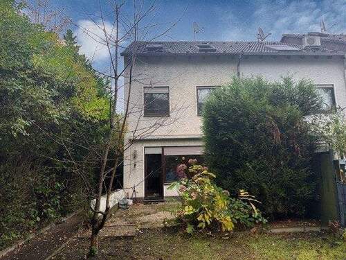 Terrasse - Ein Haus für die Familie! - 335.000,00&nbsp;EUR Kaufpreis, ca.&nbsp; 107,00&nbsp;m&sup2;&nbsp;Wohnfl&auml;che