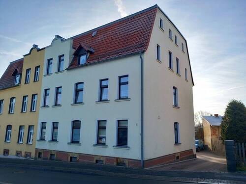 Außenansicht - Mehrfamilienhaus, Wohnhaus zum Kaufen in Crimmitschau / Gablenz