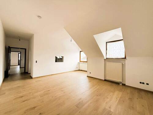 Besprechung - 3 Zimmer Büro in Bruckmühl