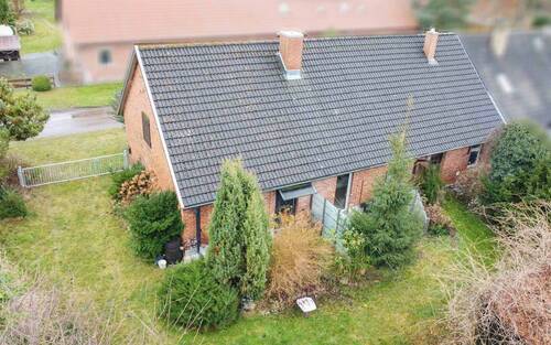 Außenansicht - 5 Zimmer Doppelhaushälfte in Eixen