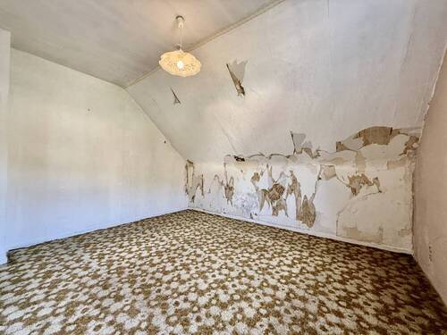 Schlafzimmer II OG - 