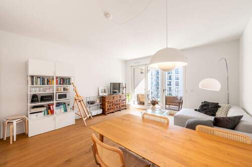 Wohnbereich - 2 Zimmer Etagenwohnung zum Kaufen in München