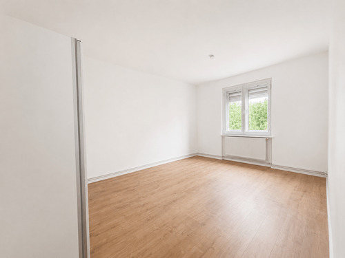 Schlafzimmer - umfassend saniert & auf Wunsch möbliert - helles 4-Zi-Apartment mit EBK 