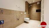 Modernes Badezimmer mit bodengleicher Dusche! - 