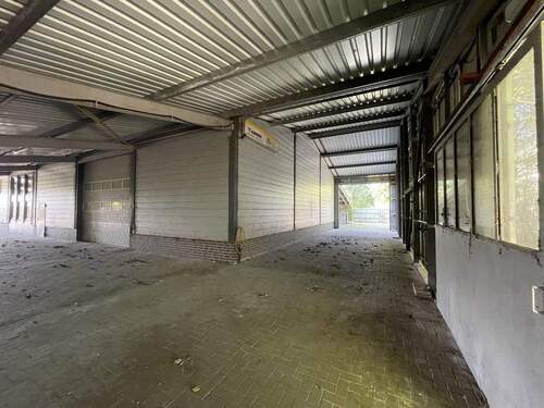 Halle Überdachung hinten - 