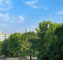 Rooms with a view: sanierte Altbauwohnung in erster Reihe am Weinbergspark - VERMIETET - Berlin Mitte