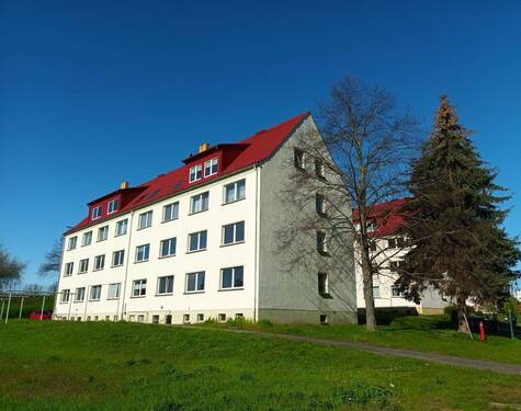 Außenansicht - Frisch sanierte 2-Raum-Wohnung - 288,00 EUR Kaltmiete, ca.  48,00 m² Wohnfläche