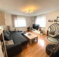 Erstbezug nach Sanierung - Helle 2-Zi-Whg im 1. OG mit Balkon, Küche, Stellplatz und Garten! - Rednitzhembach