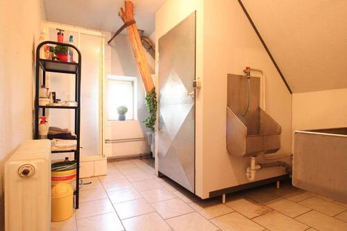 Gaste WC & Dusche - 