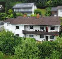 Ein Zuhause mit Raum zum Wohlfühlen für die ganze Familie - Großes Einfamilienhaus nahe dem idyllischen Naherholungsgebiet 