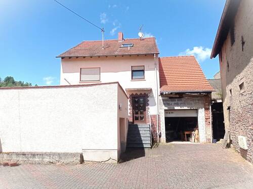 Front - 5 Zimmer Einfamilienhaus zum Kaufen in Hochstätten