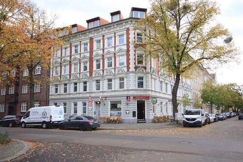 Hausansicht - 1 Zimmer Etagenwohnung zum Kaufen in Berlin / Spandau