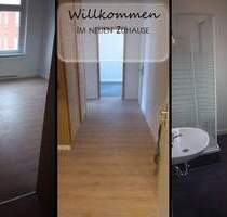 Wie wärs damit? Hübsche Zwei-Zimmer-Wohnung - Hof Innenstadt