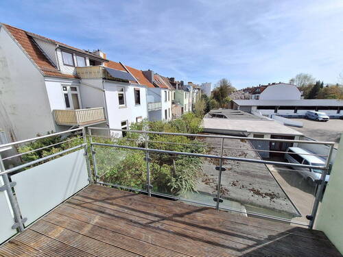 Bild 2 - 9 Zimmer Mehrfamilienhaus, Wohnhaus zum Kaufen in Bremen