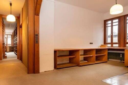 BÜRO 05 - 
