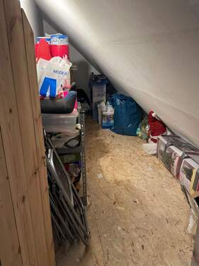 Weitere Abstellräume im Dachgeschoss - 