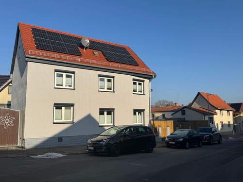 Straßenansicht - Einfamilienhaus - 9 Zimmer Einfamilienhaus zum Kaufen in Erfurt