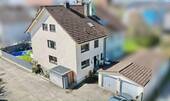 Haus Seite - Provisionsfrei: Moderne Doppelhaushälfte mit Einliegerwohnung & Pool in ruhiger Lage