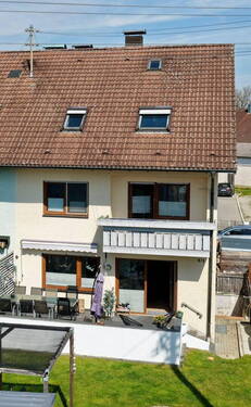 Balkon + Terrasse - Doppelhaushälfte mit 177,00 m&sup2; in Meckenbeuren zum Kaufen