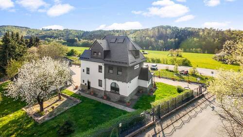 Impressionen - Werz Immobilien - 7 Zimmer Einfamilienhaus zum Kaufen in Hatzfeld (Eder)