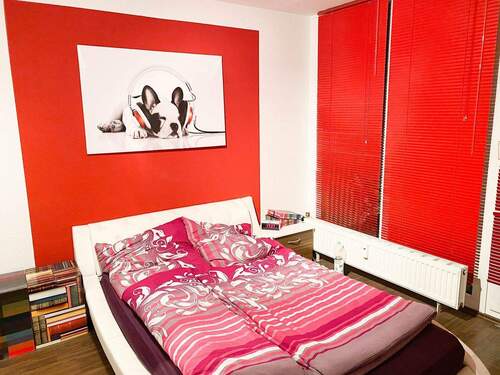 Schlafraum...!! - Etagenwohnung mit 38,80 m&sup2; in Neuss zum Kaufen