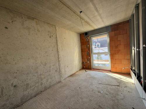 3b4c7175-c396-48c9-a2d8-77ad7d170ce4.jpg - 