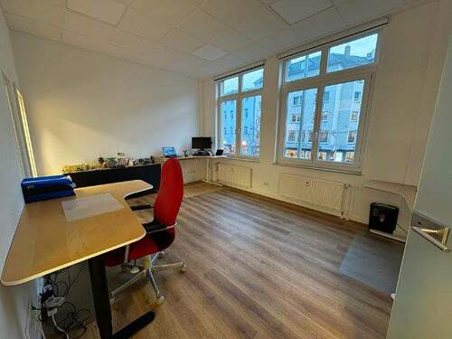 Büroraum 3 Personen - Helles zentrales Büro in Frankfurt Bockenheim - All-in-Miete
