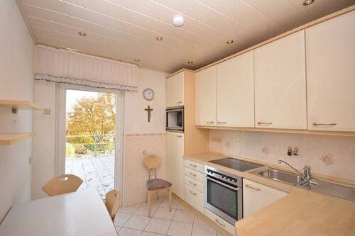 Küche - Mehrfamilienhaus, Wohnhaus mit 140,00 m² in Brühl zum Kaufen