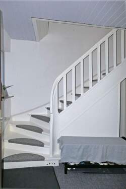 Treppenaufgang zum OG - 