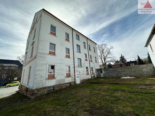 Hofansicht - 2 Zimmer Mehrfamilienhaus, Wohnhaus in Chemnitz / Borna-Heinersdorf