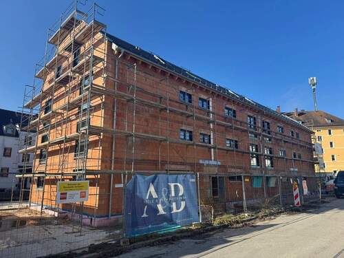 e47a5837-0192-477a-8f01-c2eb9eb61224.jpg - 