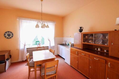 Küche - Esszimmer - 6 Zimmer Einfamilienhaus in Bremen