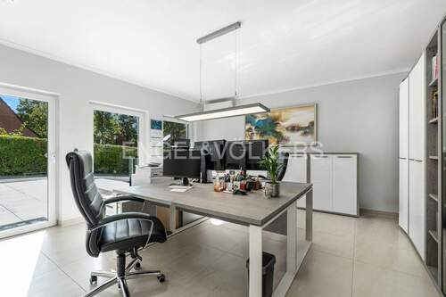 Arbeitszimmer - 