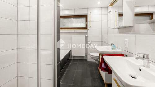 EG Badezimmer 1 - 