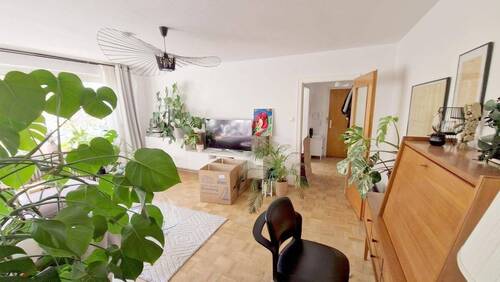 Wohnzimmer - 2 Zimmer Etagenwohnung zur Miete in Mülheim an der Ruhr