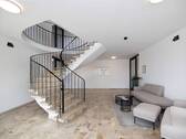 Treppenhaus Office - 