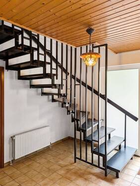 Treppe zum DG - Werz Immobilien - 