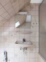 Badezimmer DG - Werz Immobilien - 