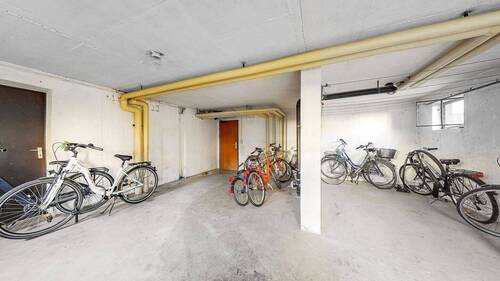 Garage - 