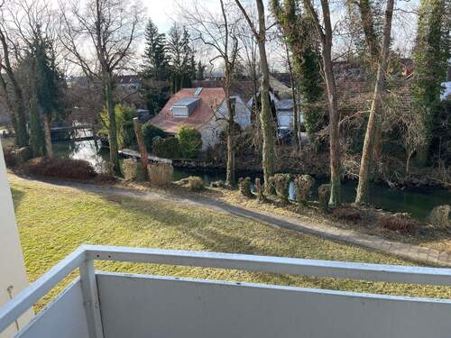 Balkonaussicht - 4 Zimmer Etagenwohnung in Erding