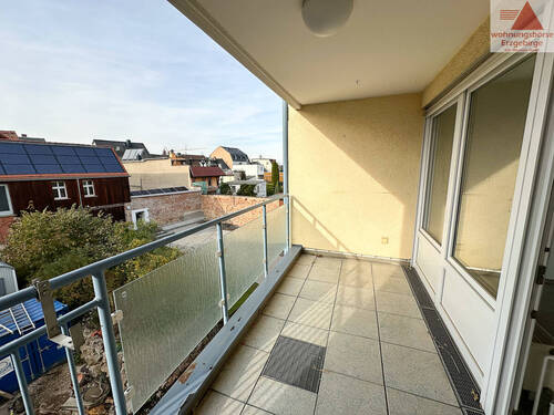 Balkon - Etagenwohnung mit 79,00 m&sup2; in Glauchau zur Miete